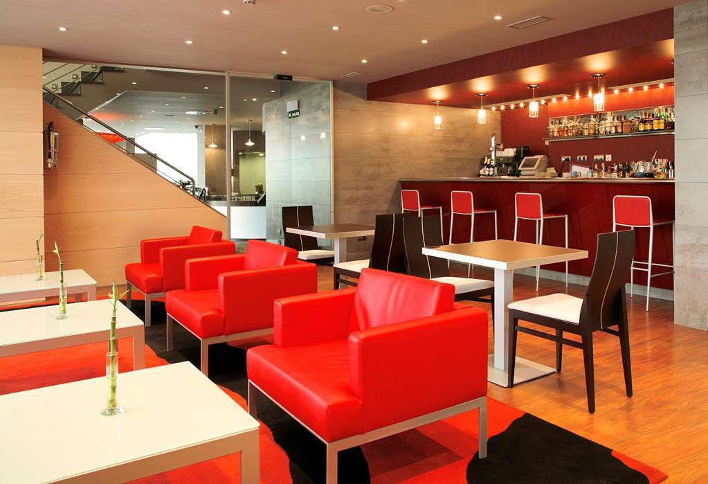 Hotel Occidental Pamplona Restaurace fotografie